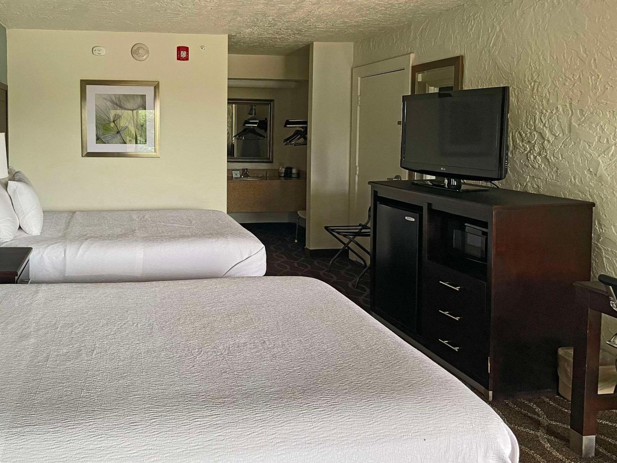 Quality Inn Clinton North Kültér fotó